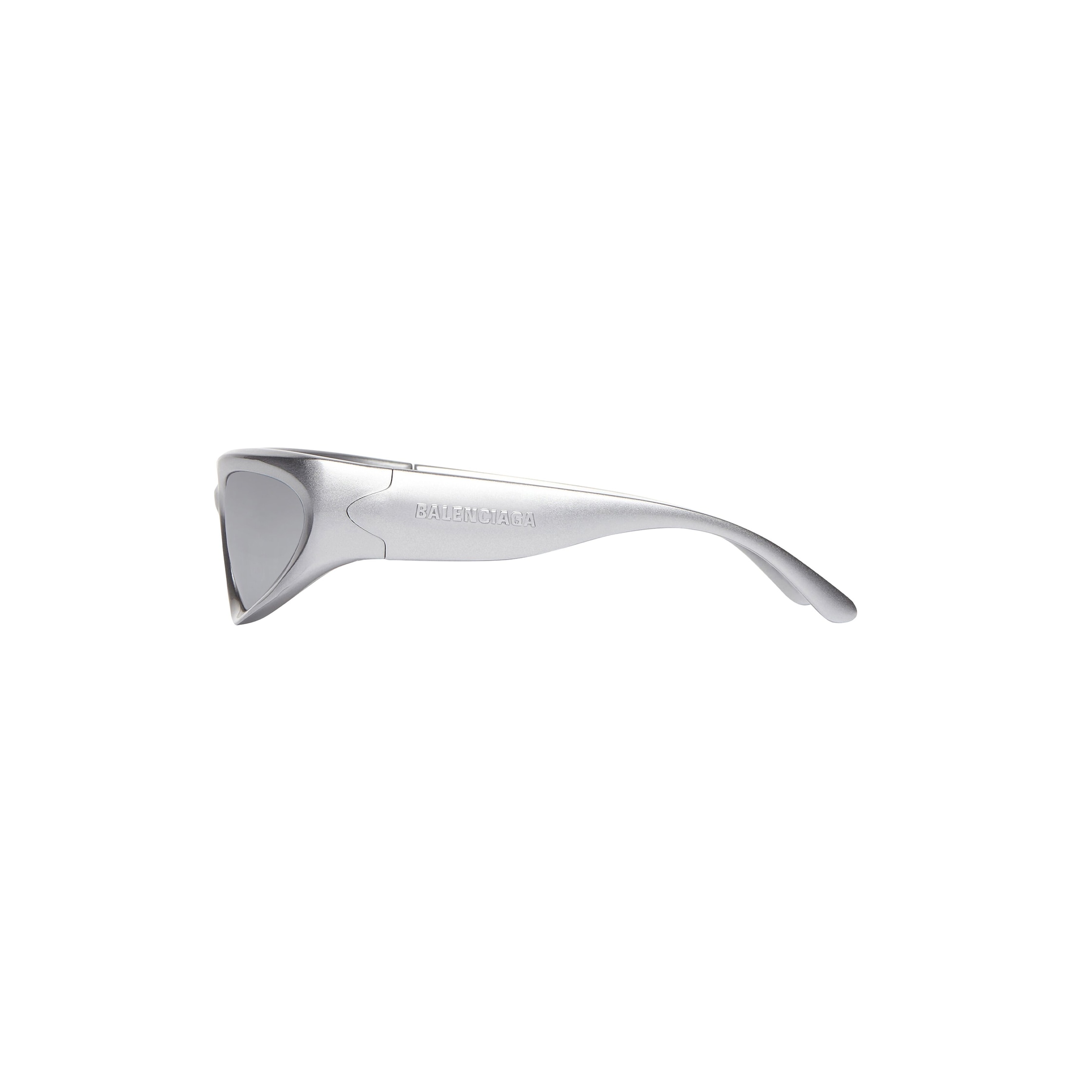 Swift Oval Sunglasses in Silver - Image 2